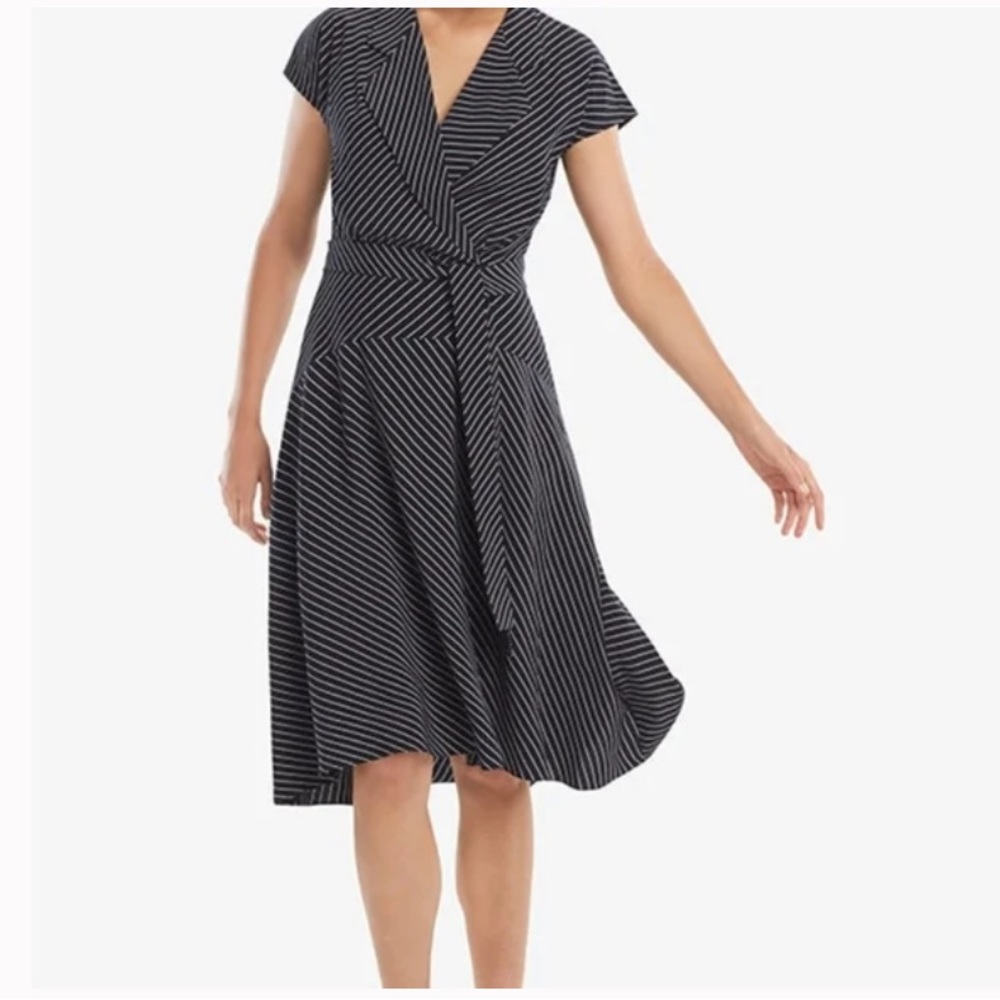 MM LaFleur The Aurelia Dress - Diagonal Stripe Navy Blue Size 8